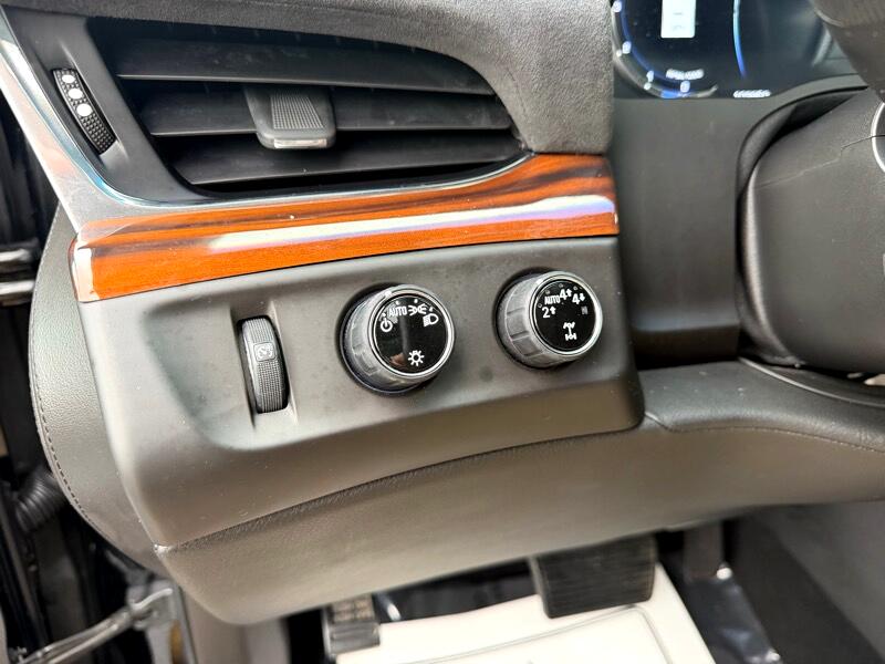 Cadillac Escalade Luxury 4WD 2017