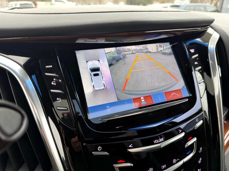 Cadillac Escalade Luxury 4WD 2017