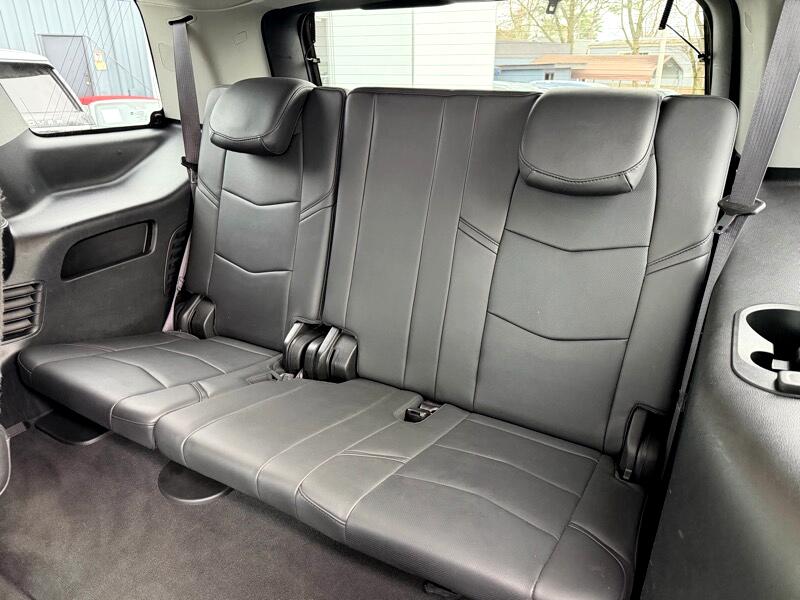 Cadillac Escalade Luxury 4WD 2017