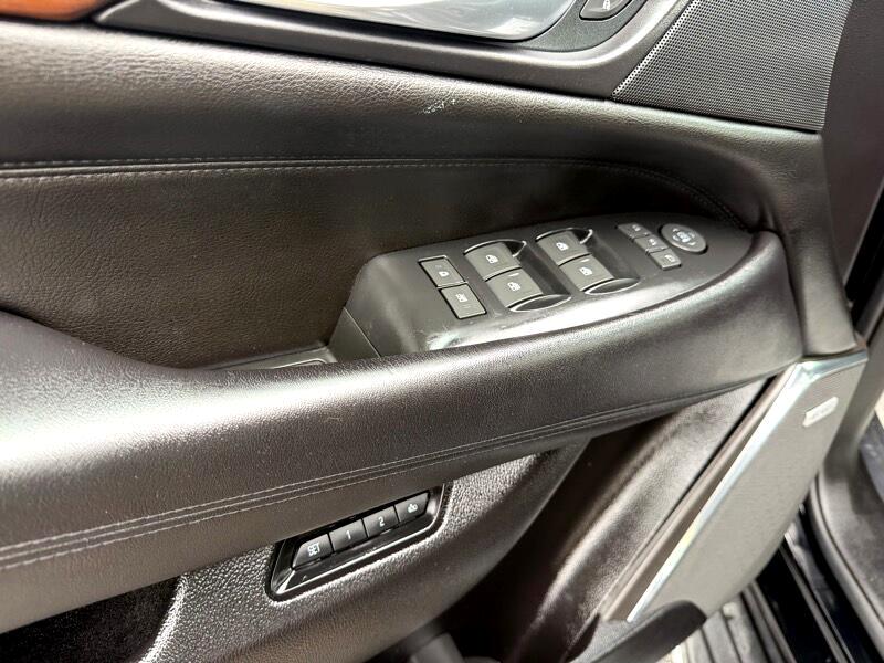 Cadillac Escalade Luxury 4WD 2017