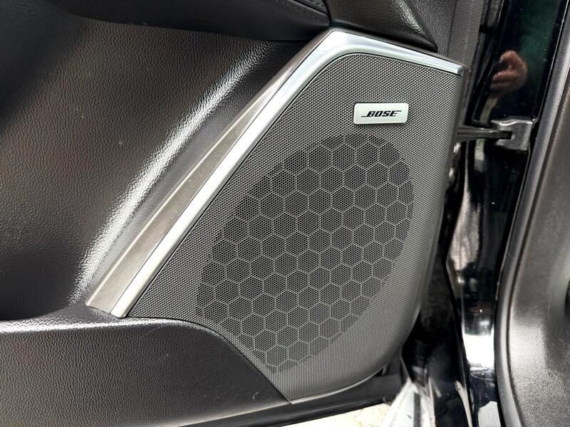 Cadillac Escalade Luxury 4WD 2017