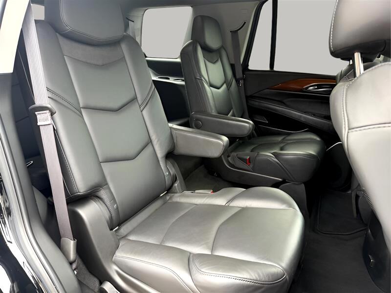 Cadillac Escalade Luxury 4WD 2017