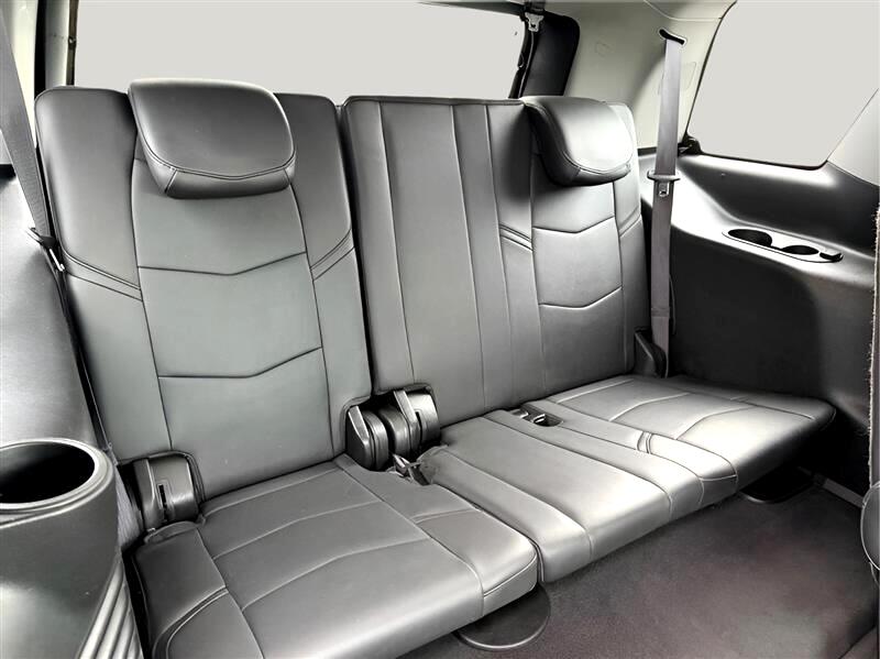 Cadillac Escalade Luxury 4WD 2017