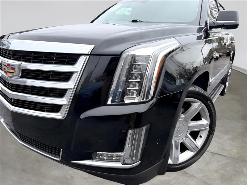 Cadillac Escalade Luxury 4WD 2017