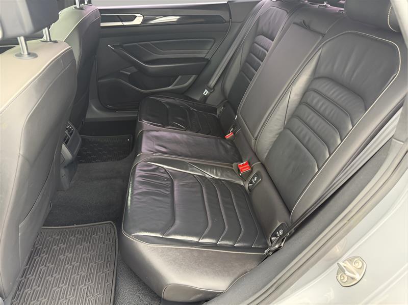 Volkswagen Arteon SEL R-Line 2021