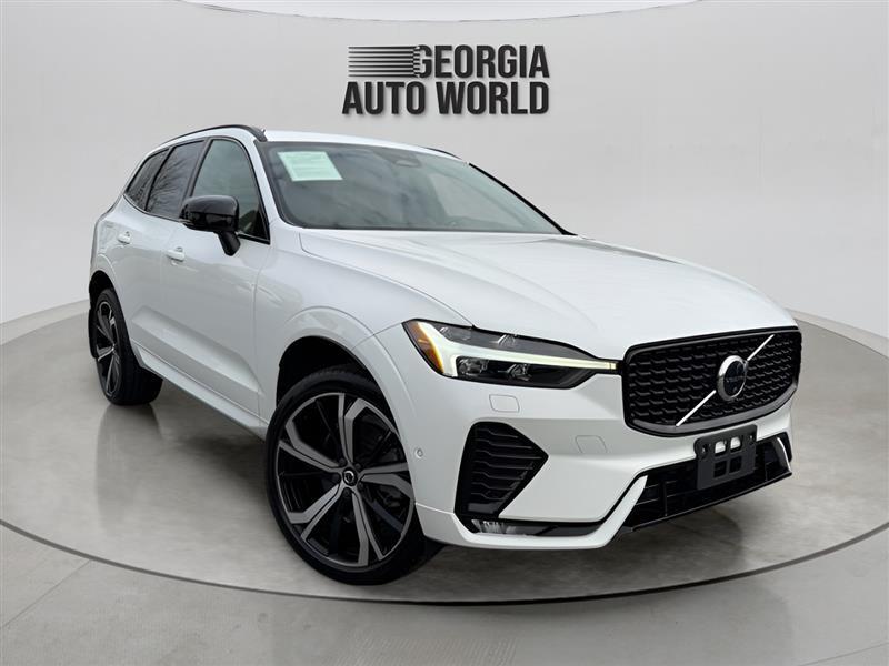 Volvo XC60 B6 R-Design AWD 2022