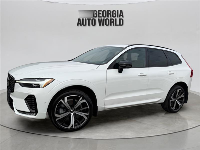 Volvo XC60 B6 R-Design AWD 2022