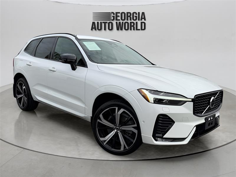 Volvo XC60 B6 R-Design AWD 2022