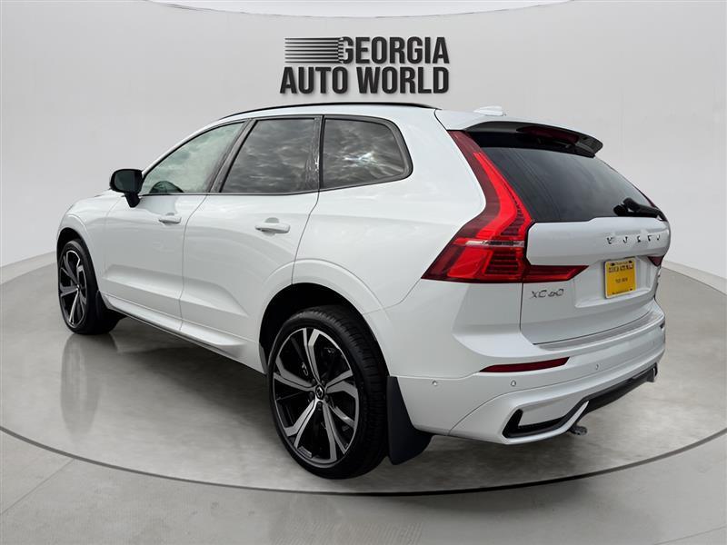 Volvo XC60 B6 R-Design AWD 2022