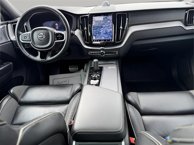 Volvo XC60 B6 R-Design AWD 2022