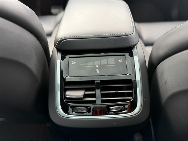 Volvo XC60 B6 R-Design AWD 2022