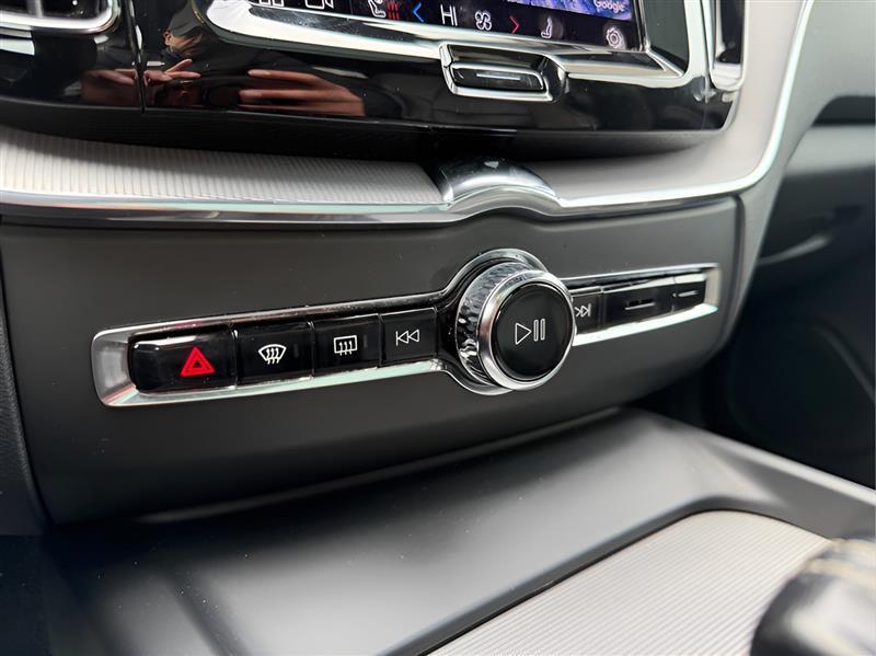 Volvo XC60 B6 R-Design AWD 2022