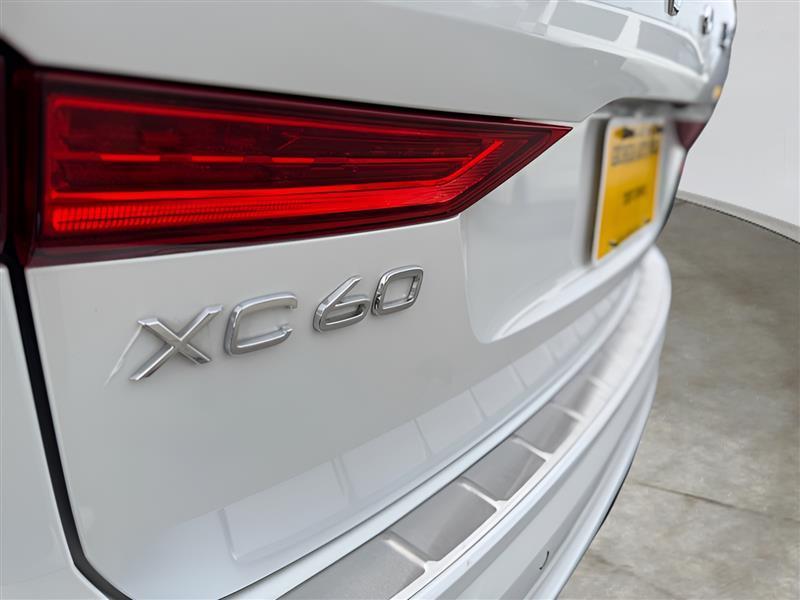 Volvo XC60 B6 R-Design AWD 2022