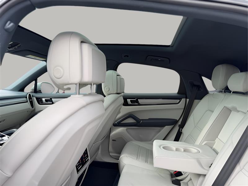 Porsche Cayenne Base 4D SUV 2020