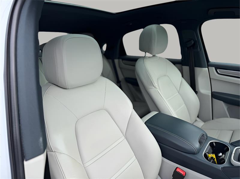 Porsche Cayenne Base 4D SUV 2020