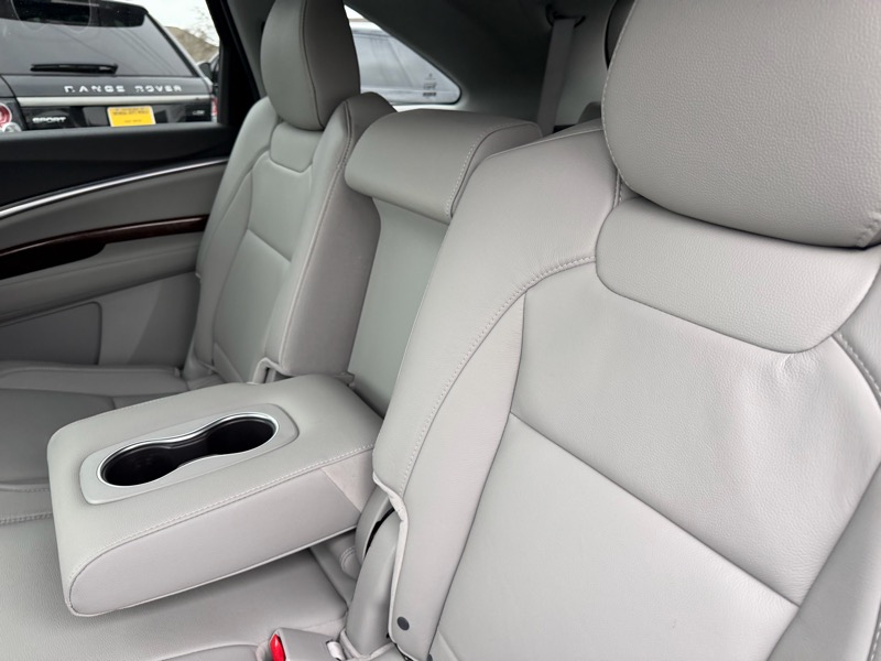 Acura MDX SH-AWD 9-Spd AT 2020