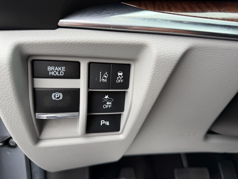 Acura MDX SH-AWD 9-Spd AT 2020