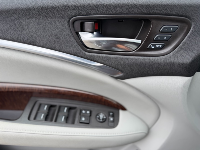 Acura MDX SH-AWD 9-Spd AT 2020