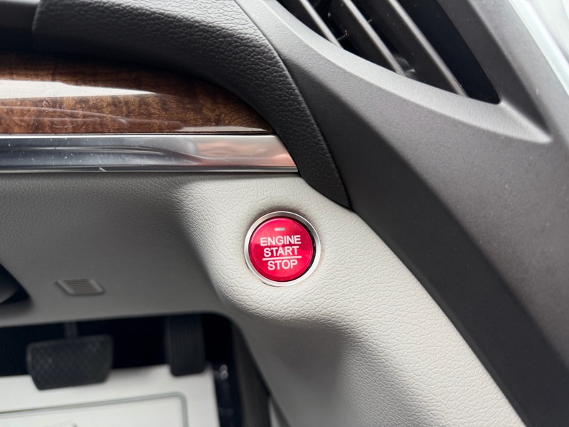 Acura MDX SH-AWD 9-Spd AT 2020