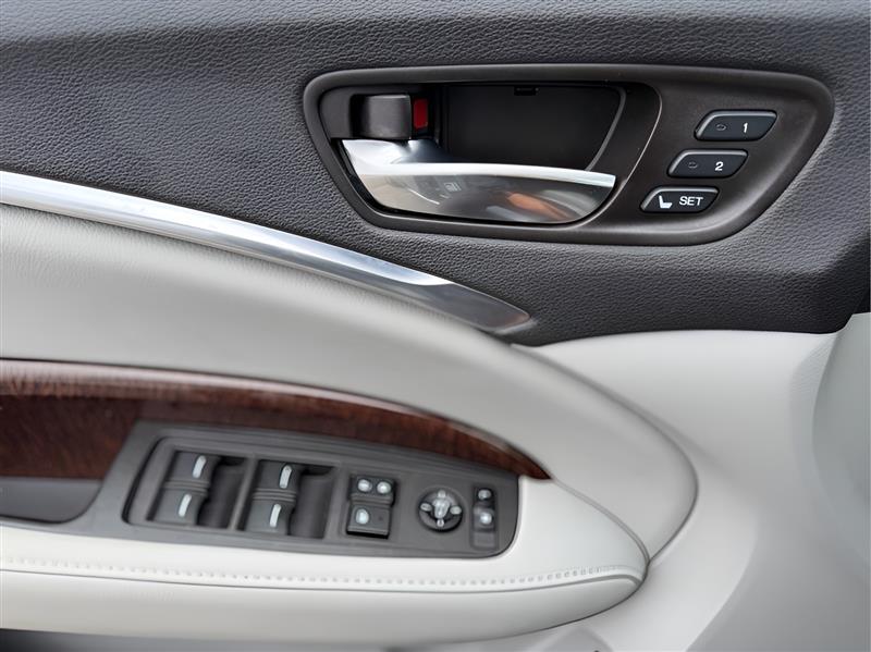 Acura MDX SH-AWD 9-Spd AT 2020