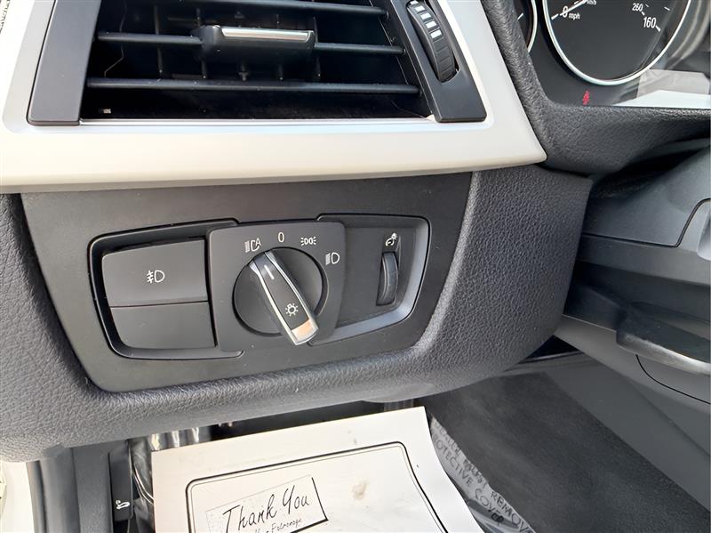 BMW 3-Series 320i Sedan 2018