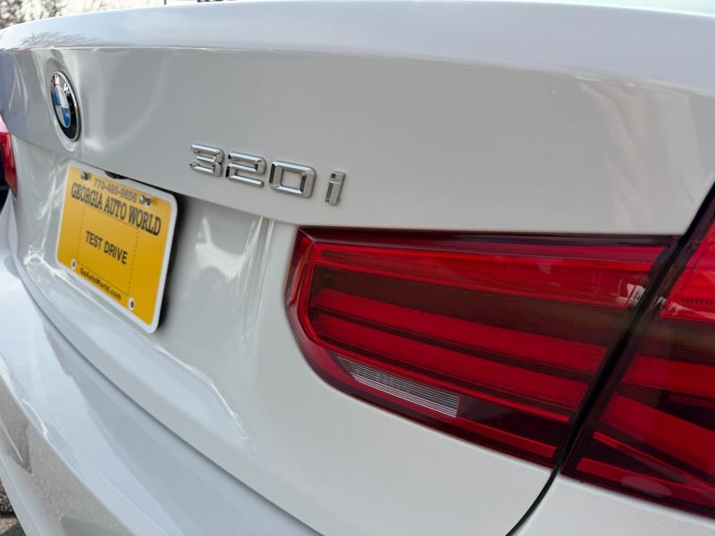 BMW 3-Series 320i Sedan 2018