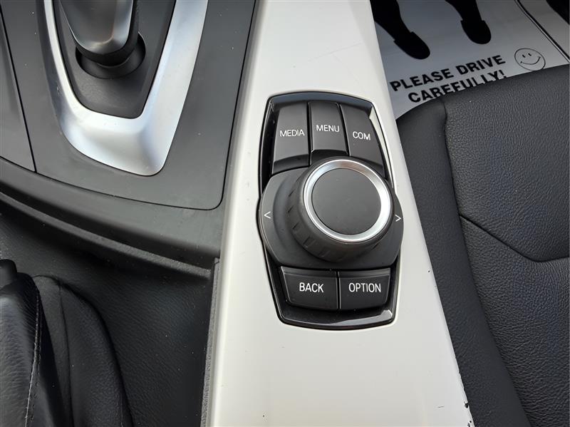 BMW 3-Series 320i Sedan 2018