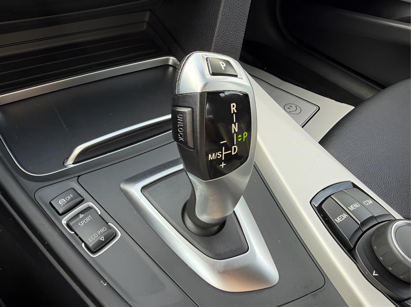 BMW 3-Series 320i Sedan 2018