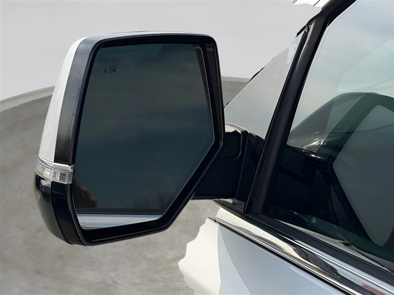 Cadillac Escalade Premium 2WD 2018