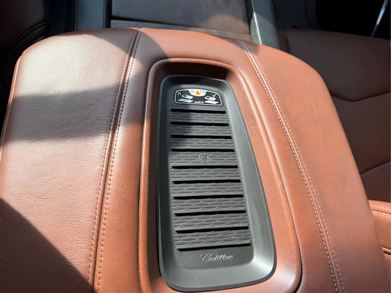 Cadillac Escalade Premium 2WD 2018