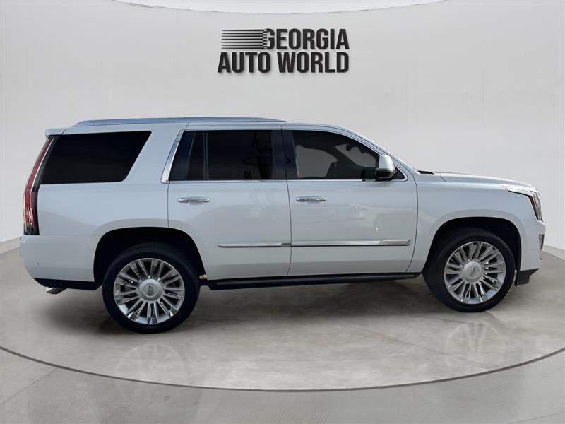 Cadillac Escalade Premium 2WD 2018