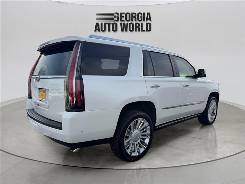 Cadillac Escalade Premium 2WD 2018