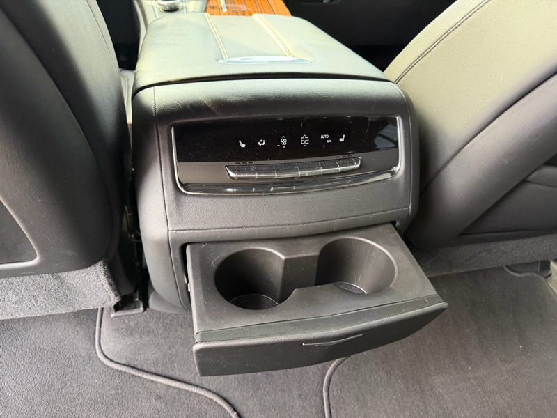 Cadillac Escalade ESV Premium Luxury 2021