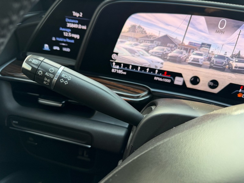 Cadillac Escalade ESV Premium Luxury 2021