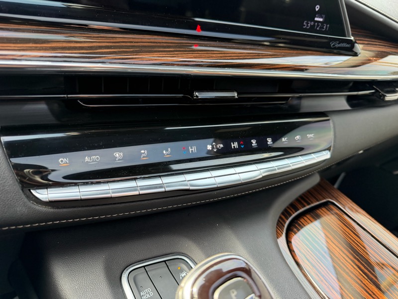 Cadillac Escalade ESV Premium Luxury 2021