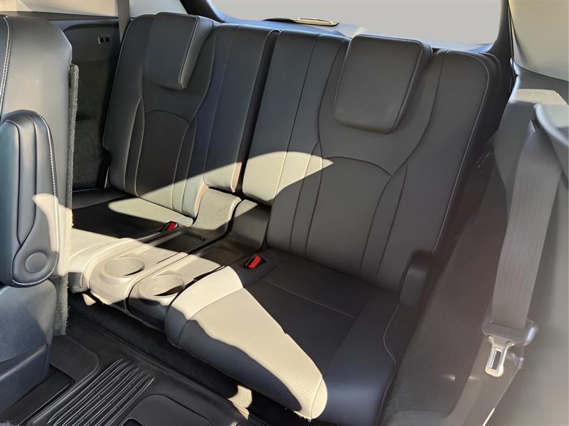 Lexus RX 350L FWD 2020