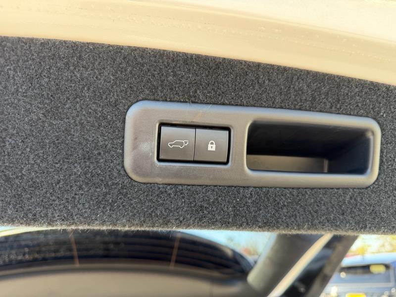 Lexus RX 350L FWD 2020