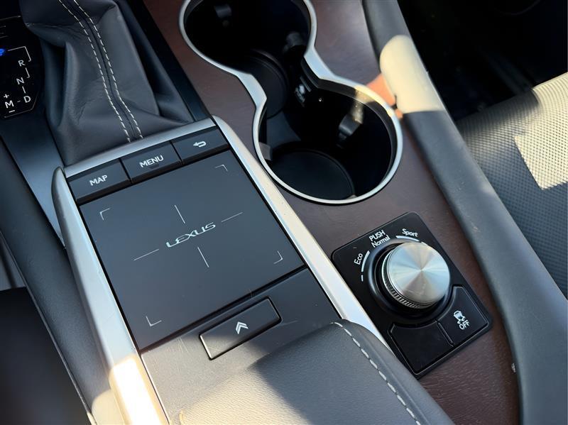 Lexus RX 350L FWD 2020