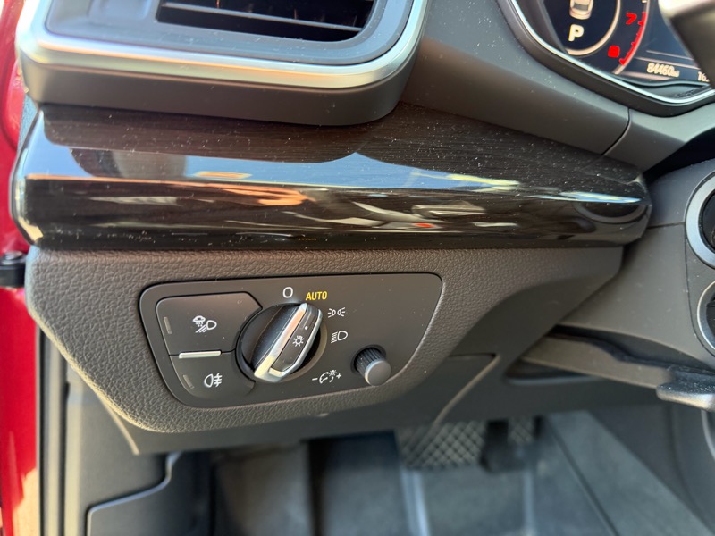 Audi Q5 2.0T Premium Plus quattro 2018