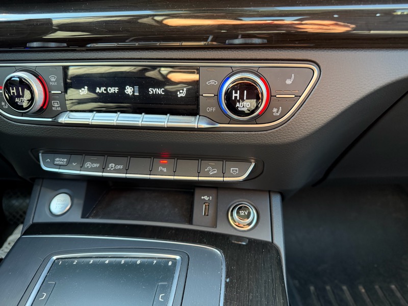 Audi Q5 2.0T Premium Plus quattro 2018