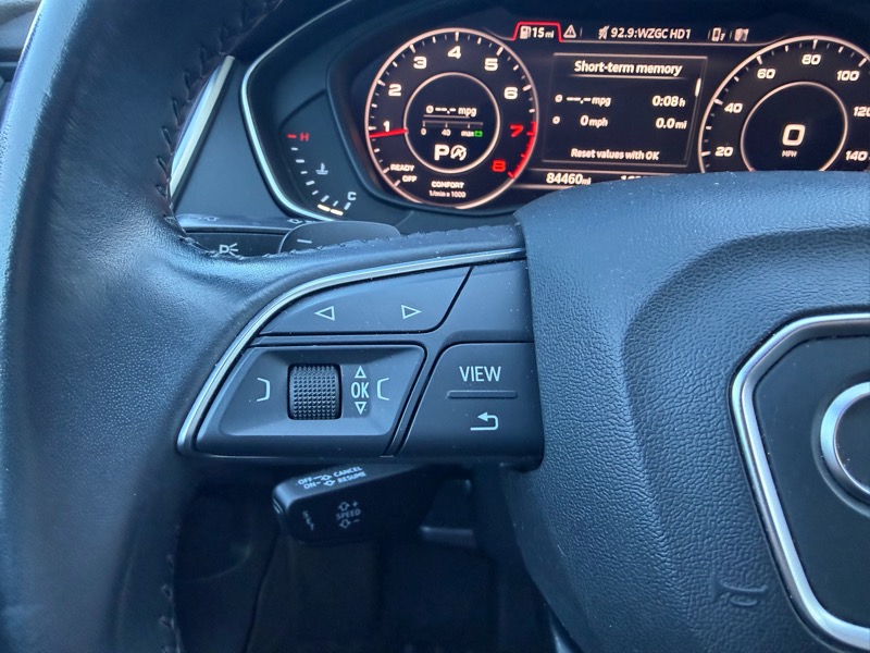 Audi Q5 2.0T Premium Plus quattro 2018