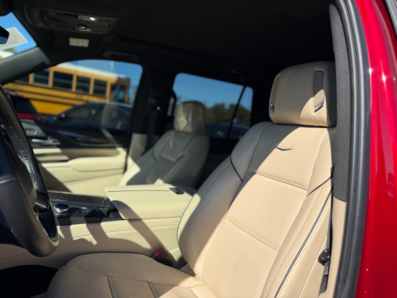 Cadillac Escalade Premium Luxury AWD 2021