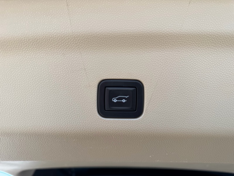 Cadillac Escalade Premium Luxury AWD 2021