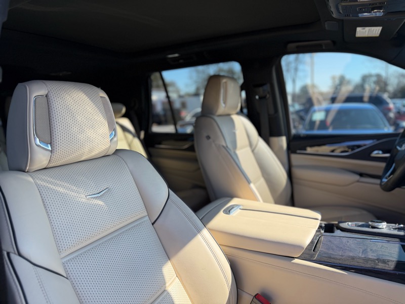 Cadillac Escalade Premium Luxury AWD 2021