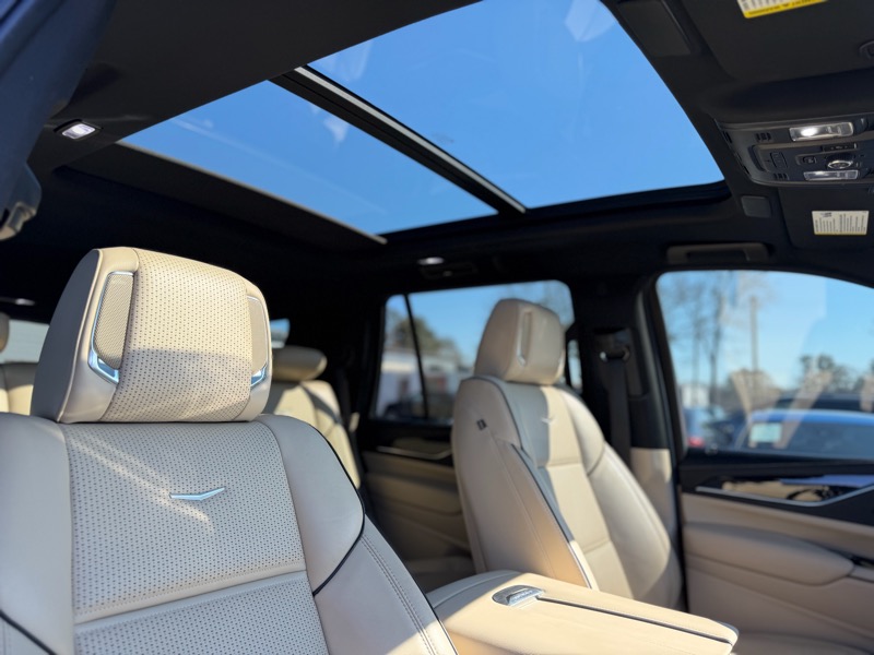 Cadillac Escalade Premium Luxury AWD 2021