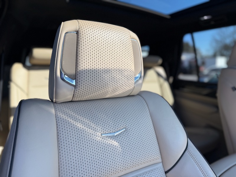 Cadillac Escalade Premium Luxury AWD 2021