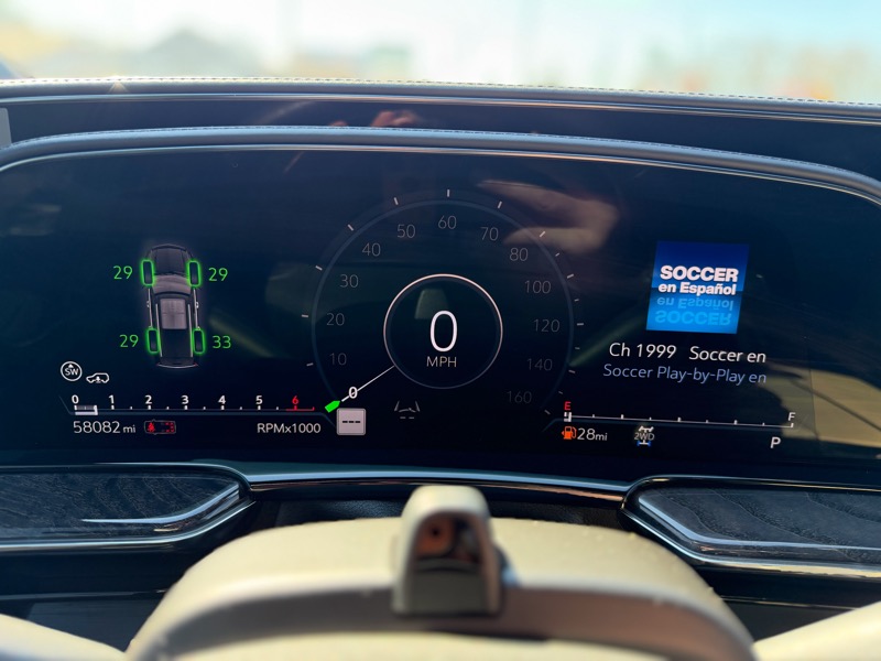 Cadillac Escalade Premium Luxury AWD 2021