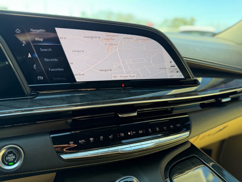 Cadillac Escalade Premium Luxury AWD 2021