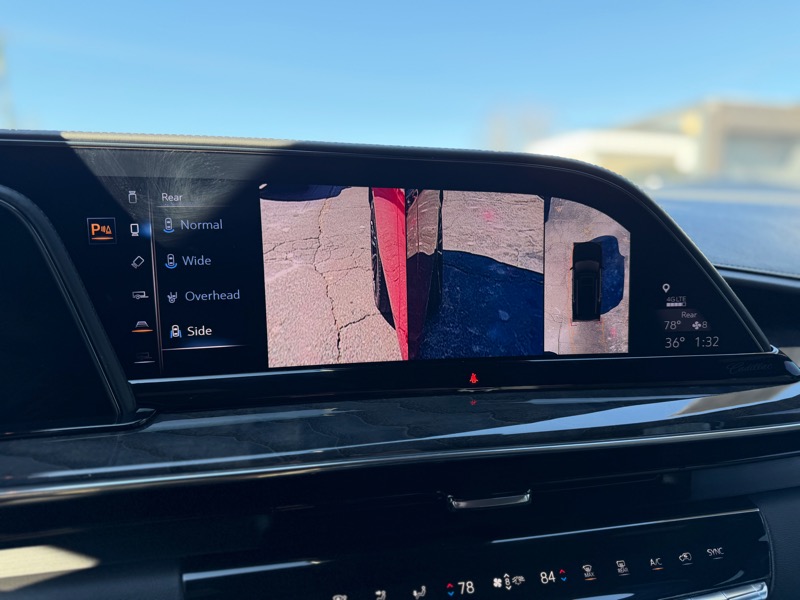 Cadillac Escalade Premium Luxury AWD 2021