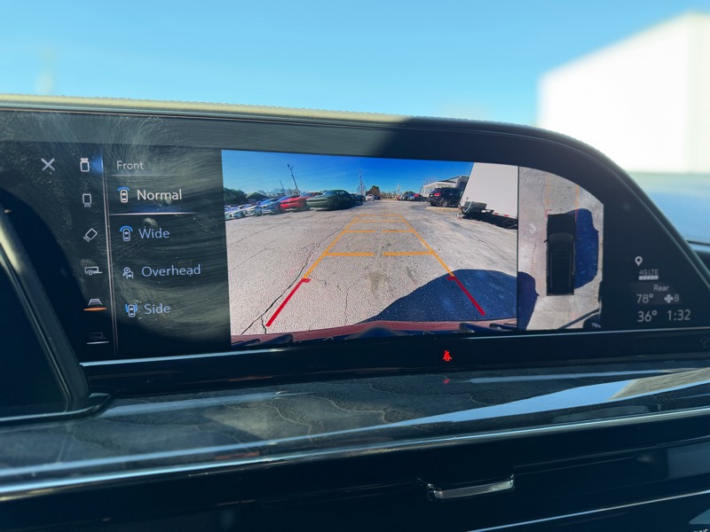 Cadillac Escalade Premium Luxury AWD 2021